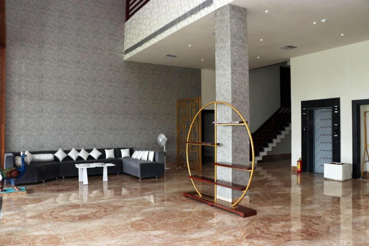 Hotel Savitri Signature Narsinghpur Экстерьер фото